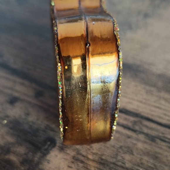 Old World Christmas Gold Guitar Ornament Glitter Music Instrument Ornament 38010 - Picture 9 of 17